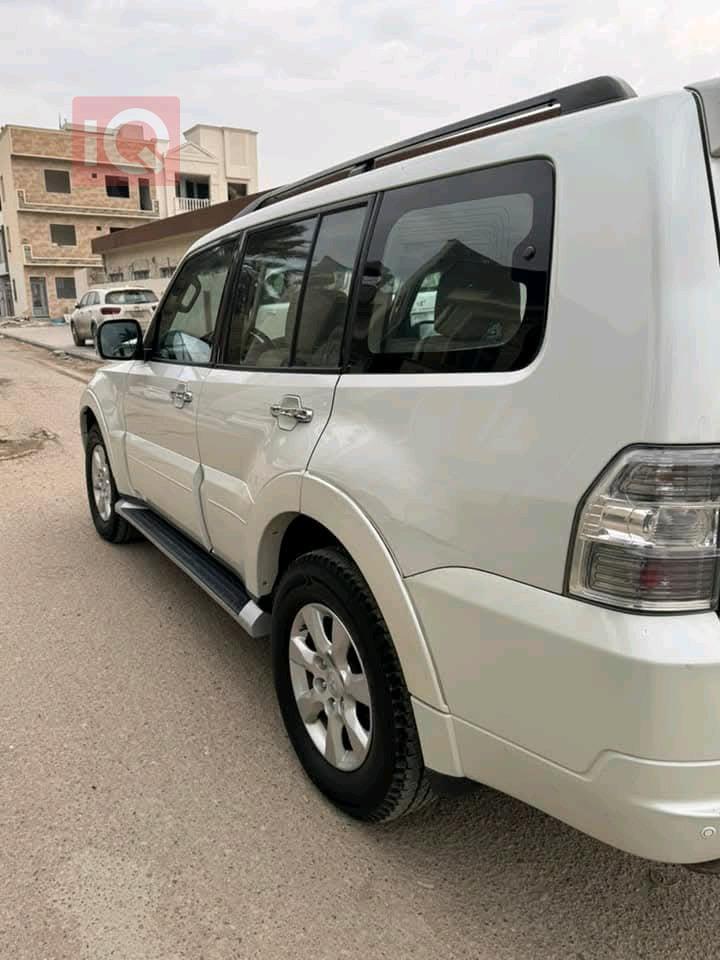 ميتسوبيشي باجيرو